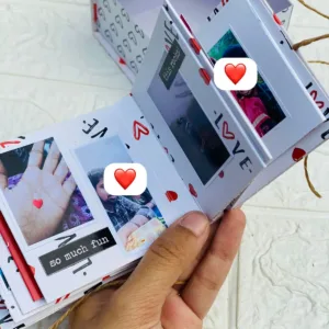 customised mini scrapbook3.jpg